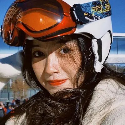 鹿湖艳尸封面